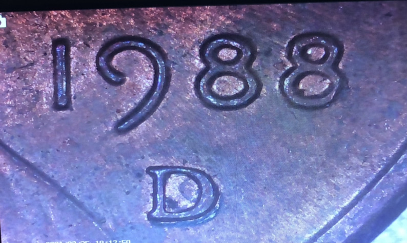 Looking-Over-My-1988-D-Pennies-And-Noticed-The-Mint-Mark-Is-Moving-Around.